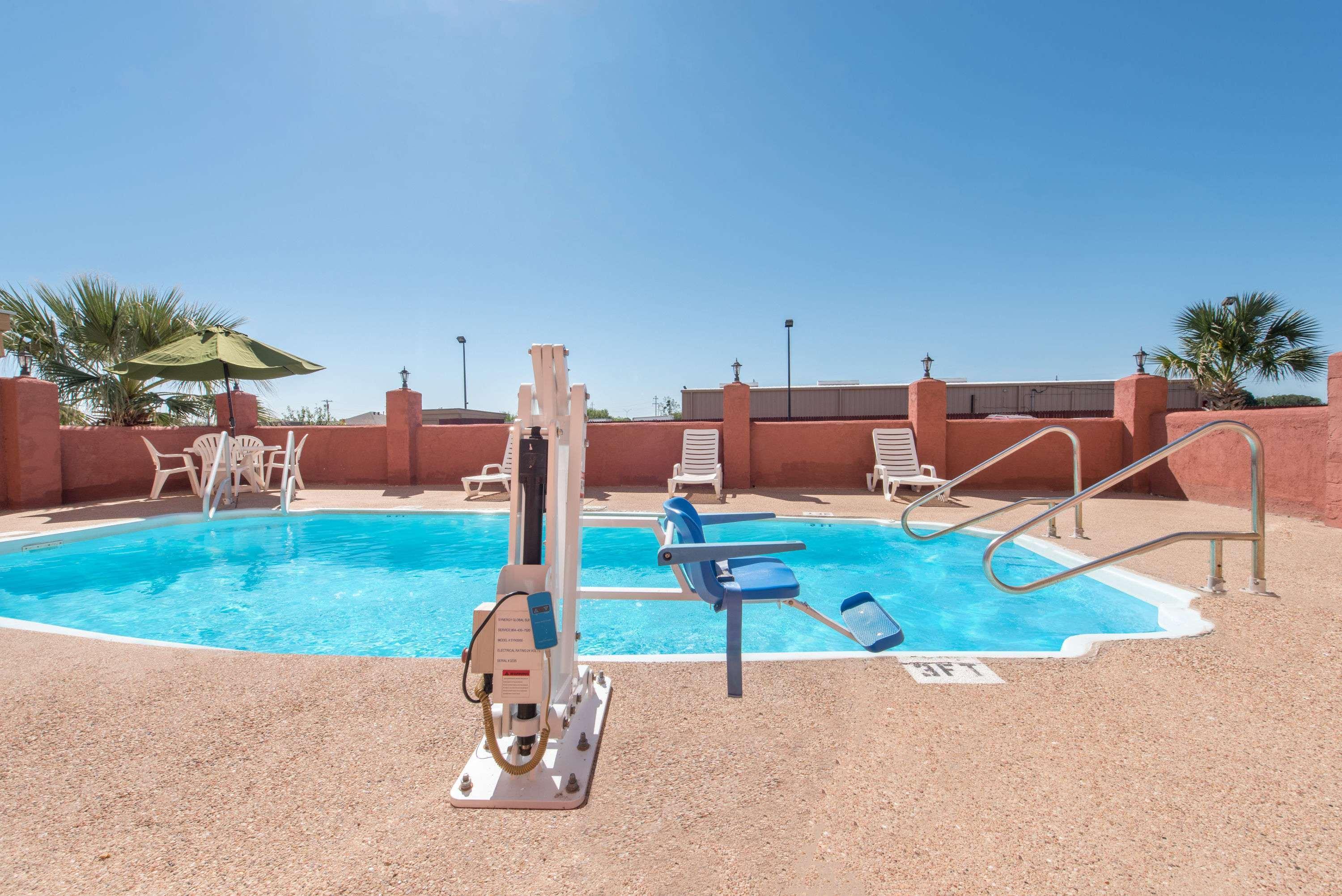 Hotel Super 8 By Wyndham Abilene South Zewnętrze zdjęcie